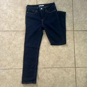 Women’s Levi Jeans size 28